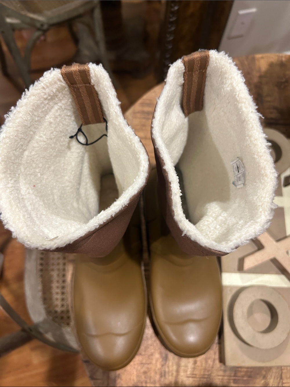 Hunter Brown mid calf Waterproof Boots with Fleece lining - Picture 3 of 3